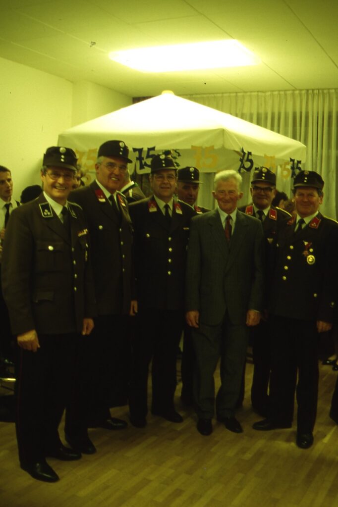 Dias003000 (5)