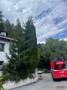 Juli 12 Aufräumarbeiten nach dem Unwettereinsatz am 12.07.2023 03