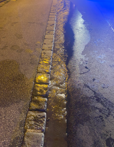 Juli 14 Wasserrohrbruch in Rum am 14.07.2023 02
