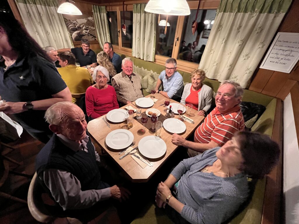 20251108_180434766_iOS