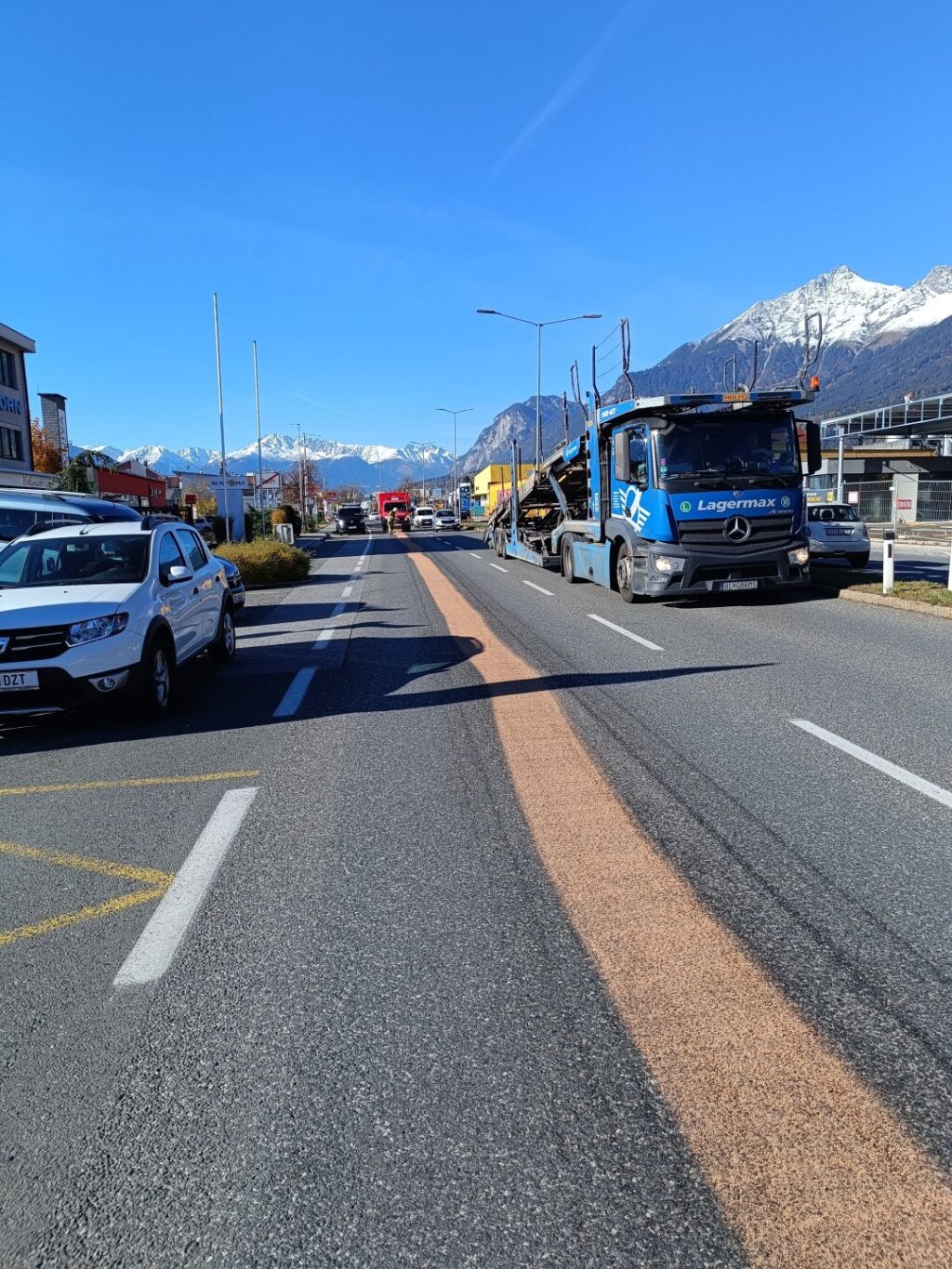 51DDAFBC-2334-4091-8514-D268590298E6